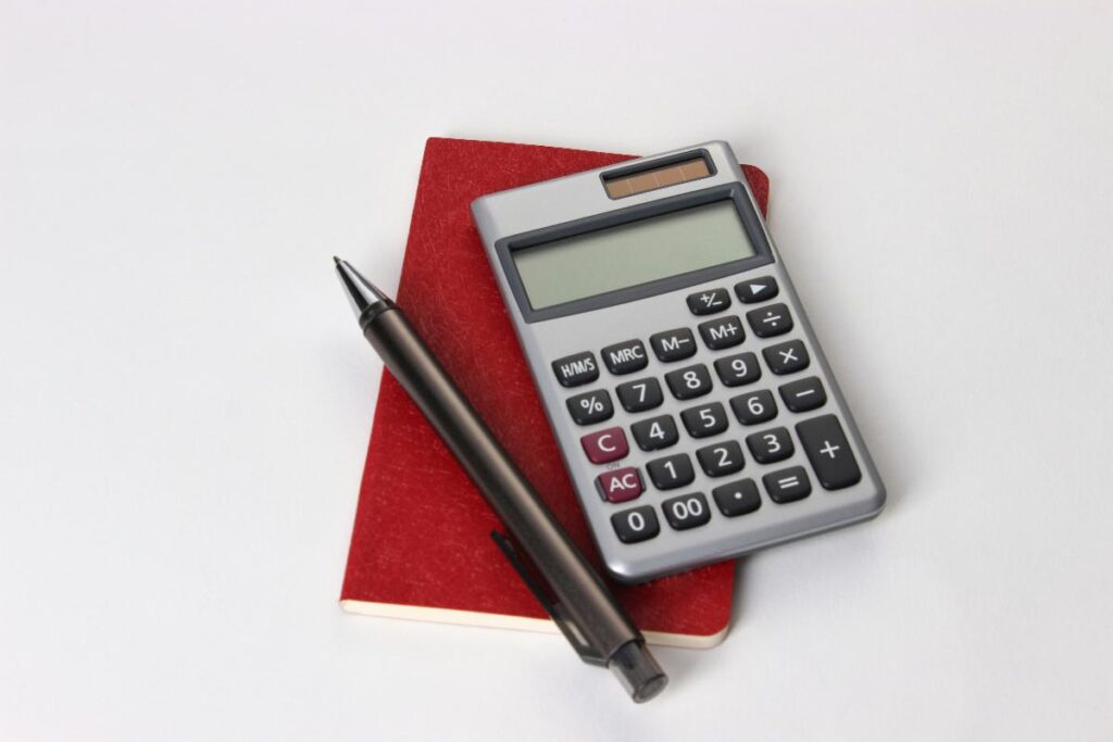 calculator for calculating taxes